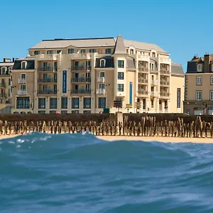 4* Hotel Le Nouveau Monde